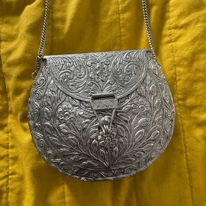 Tin / metal floral design purse